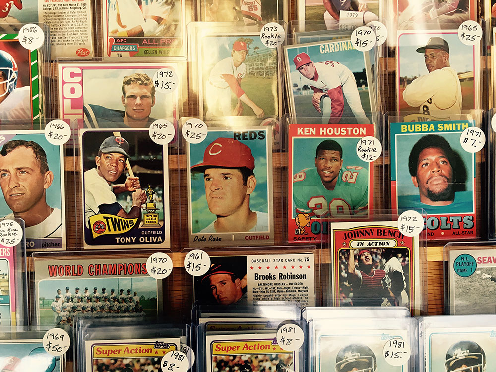 What are the top 10 most valuable baseball cards?